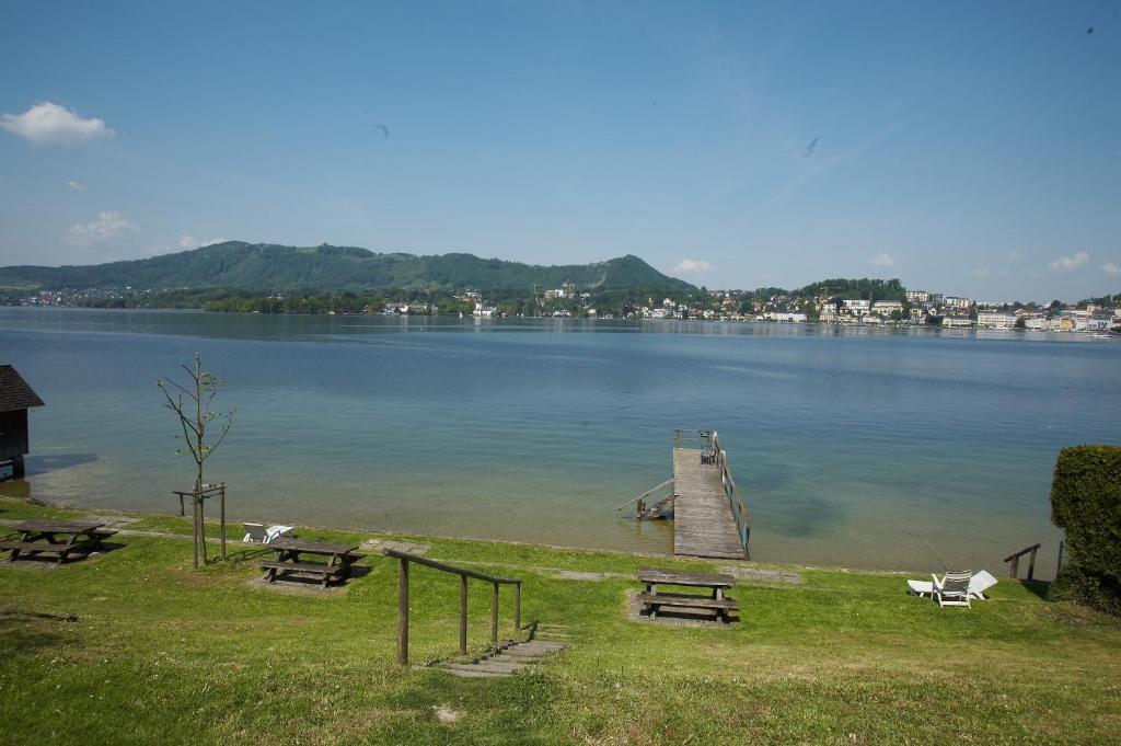 Ferienwohnung Haselberger Gmunden Buitenkant foto